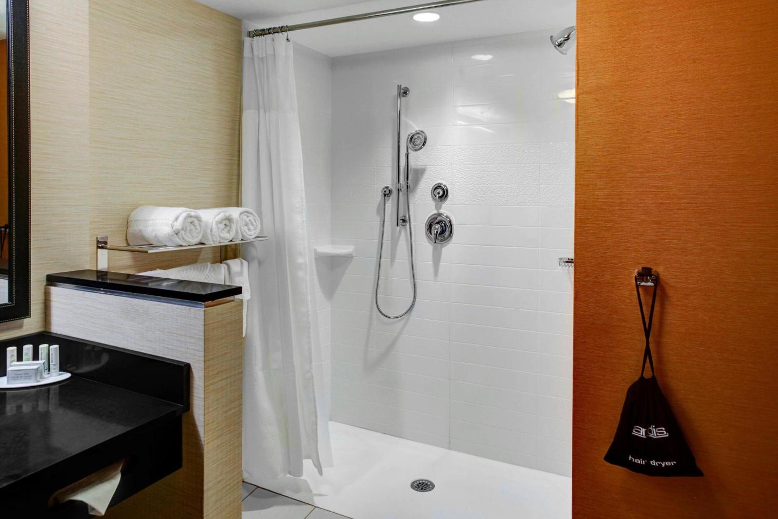 Fairfield Inn & Suites by Marriott Cape Cod Hyannis